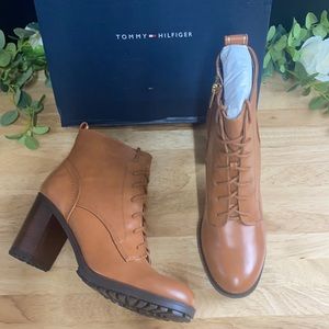 Tommy Hilfiger  Elyssa Faux Leather Ankle Booties, 9.5M
